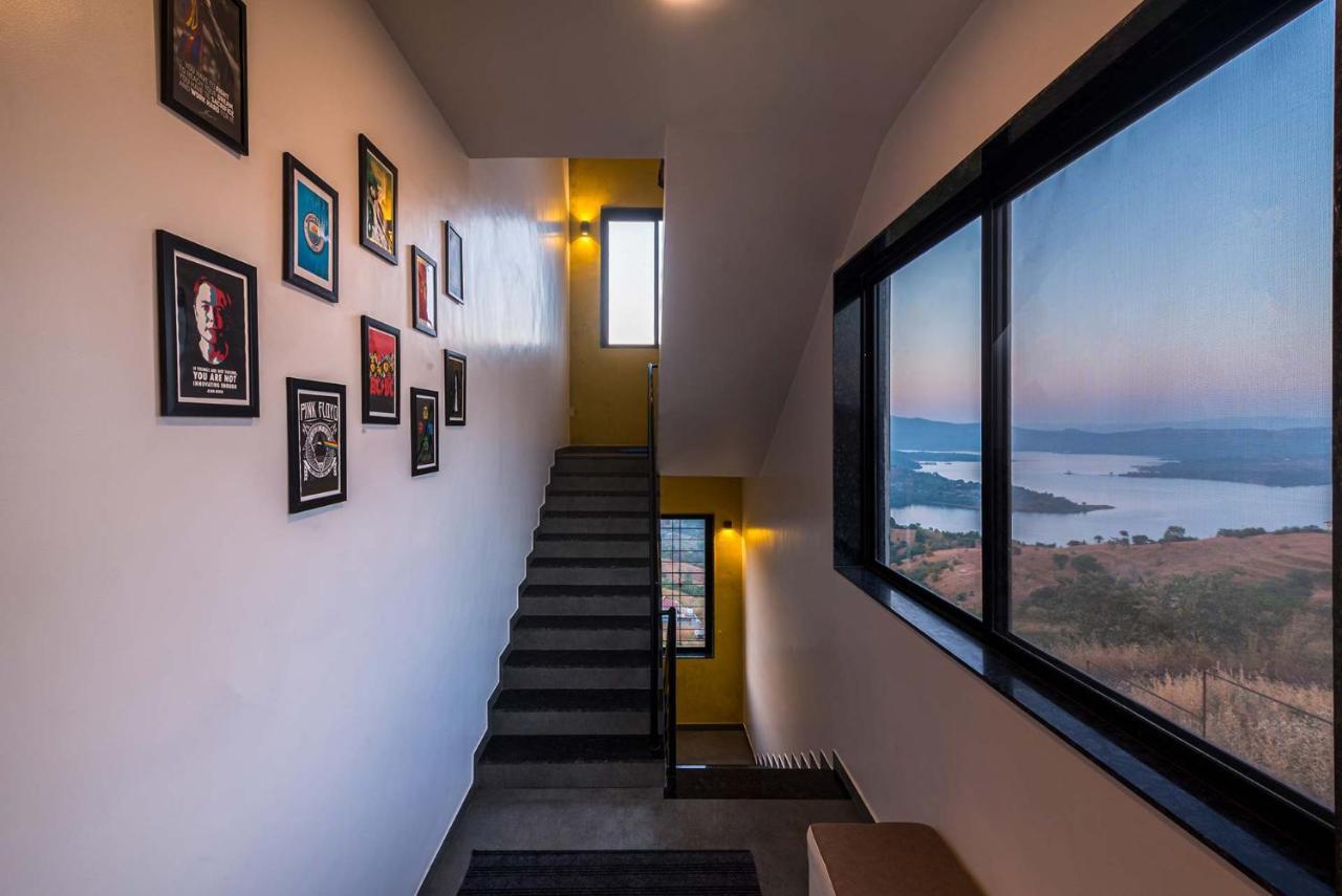 Eyes On The Lake By Stayvista - A Hillside Villa With A Captivating View Of The River Pune Luaran gambar